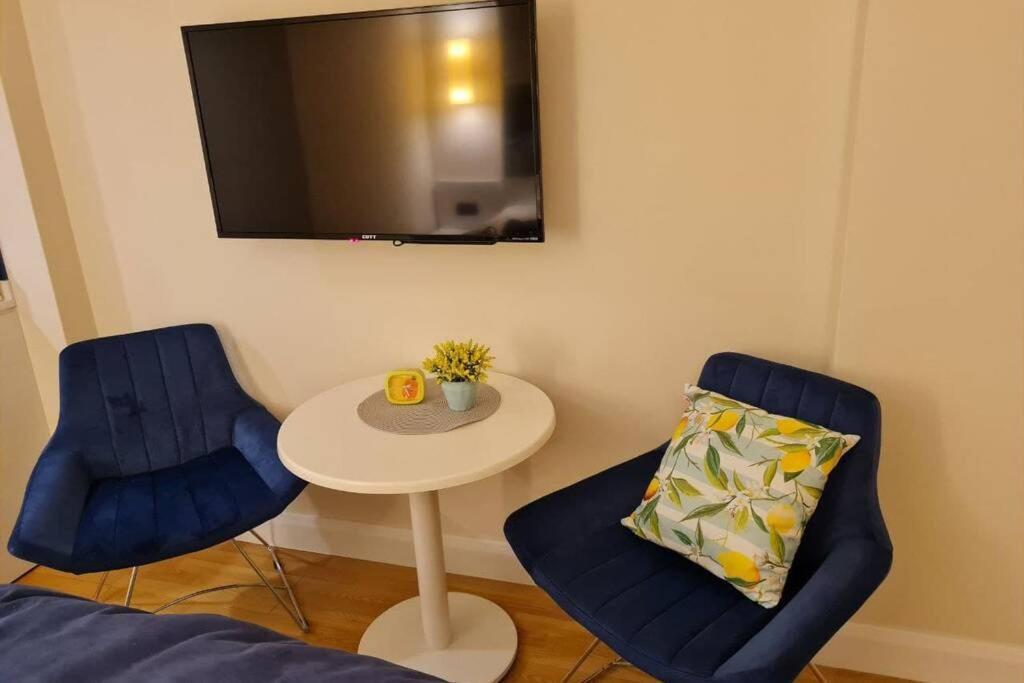 Luxury Aparthotel In Orbi City Sea View Батуми Экстерьер фото