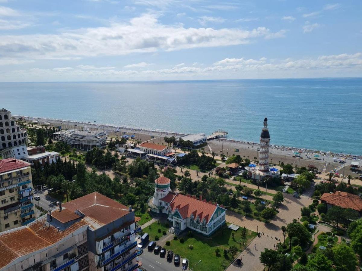 Luxury Aparthotel In Orbi City Sea View Батуми Экстерьер фото