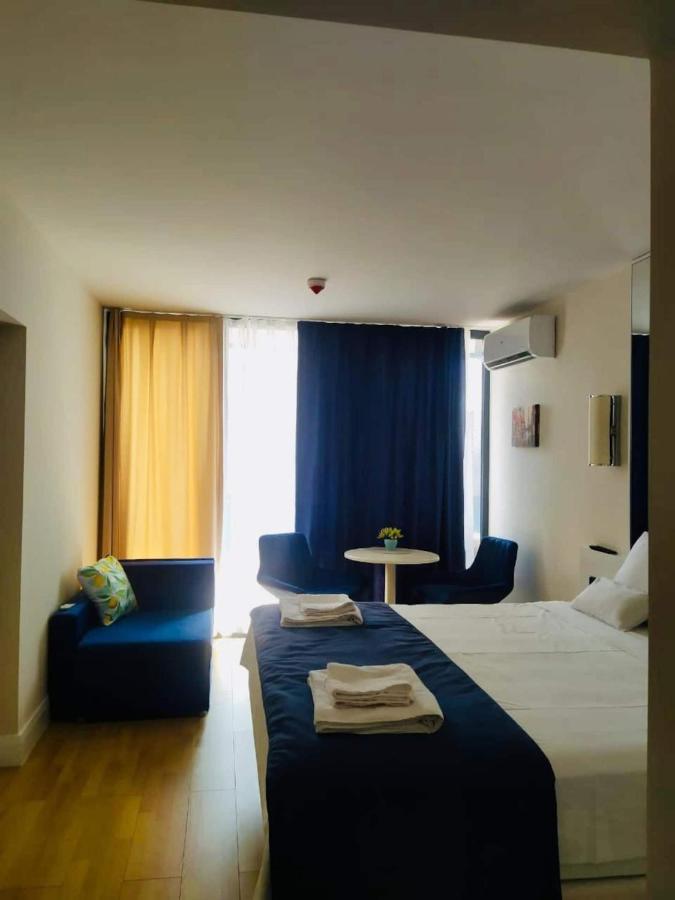 Luxury Aparthotel In Orbi City Sea View Батуми Экстерьер фото