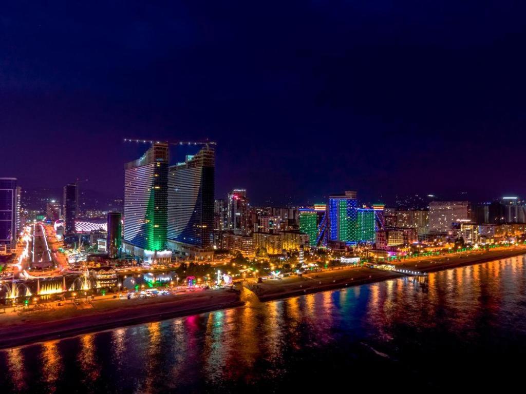 Luxury Aparthotel In Orbi City Sea View Батуми Экстерьер фото